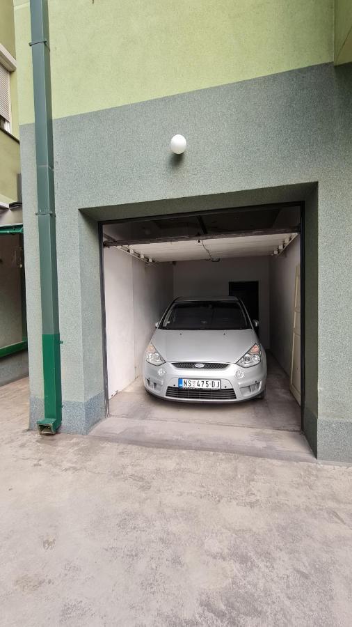 Mina Penthouse Daire Novi Sad Dış mekan fotoğraf